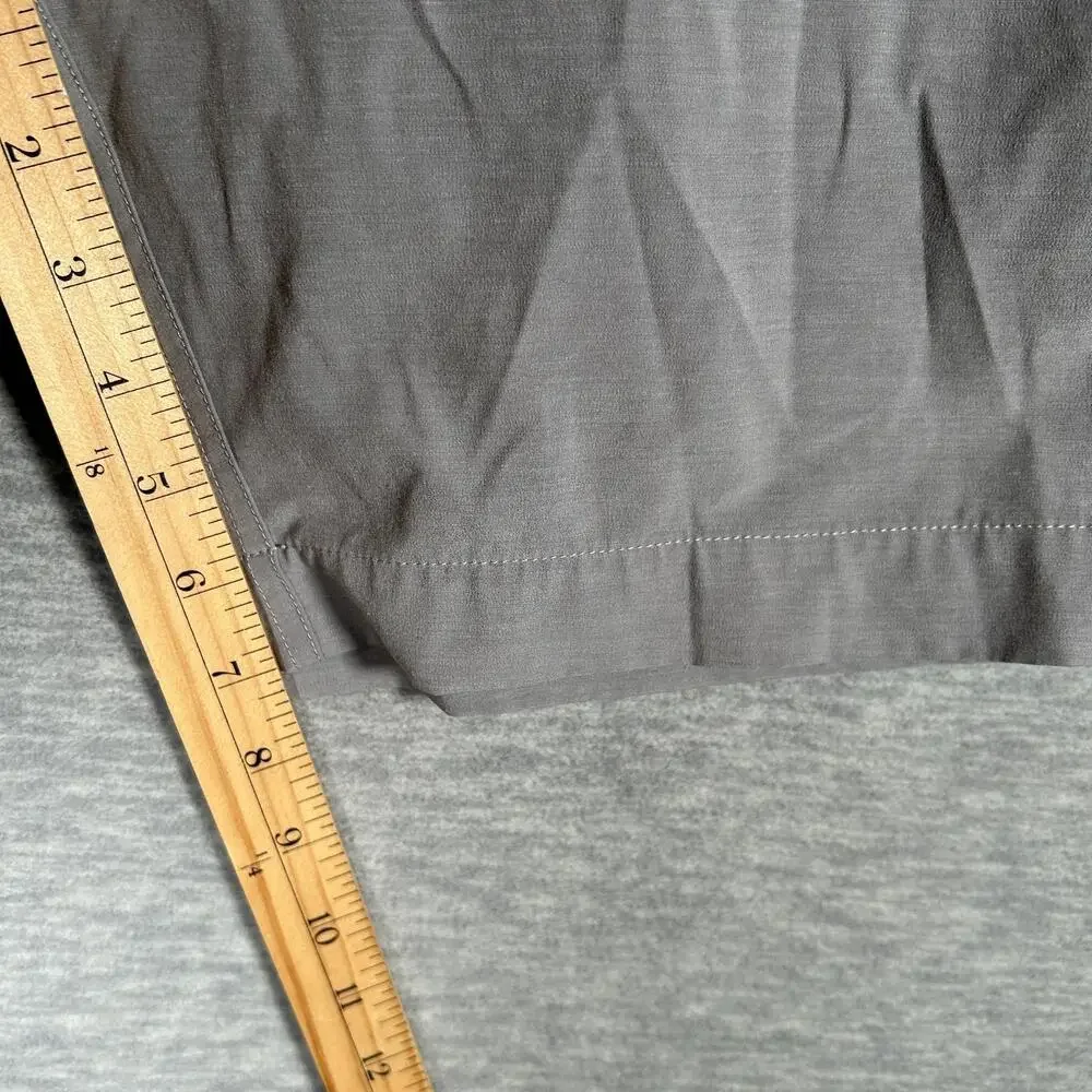 Faherty All Day Shorts Men 28 Gray 7